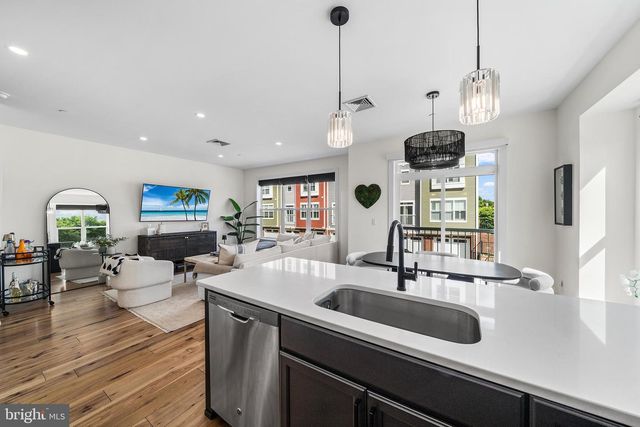 368 W 7TH AVE, Conshohocken, PA 19428