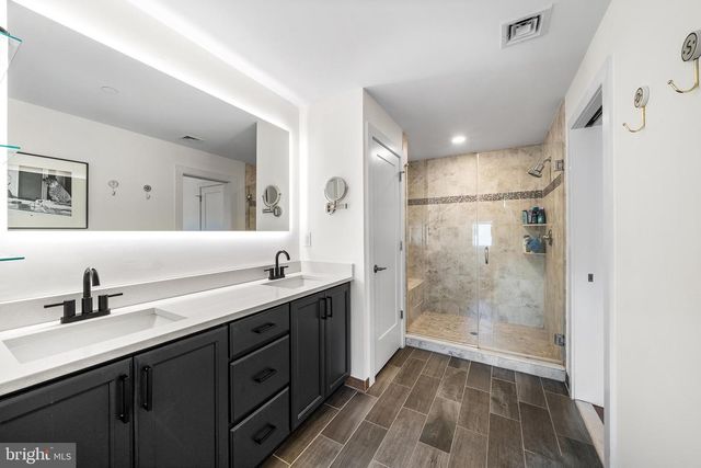 368 W 7TH AVE, Conshohocken, PA 19428