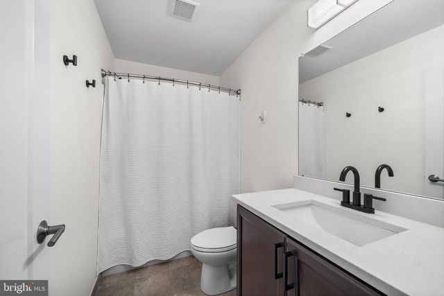 368 W 7TH AVE, Conshohocken, PA 19428