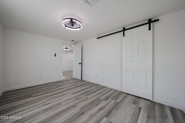 2024 W HADLEY Street, Phoenix, AZ 85009