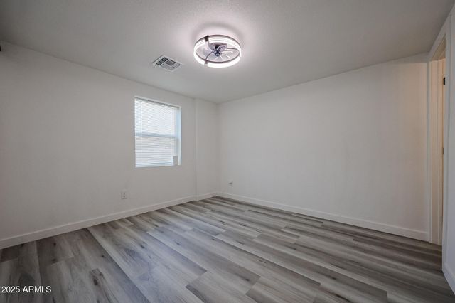 2024 W HADLEY Street, Phoenix, AZ 85009