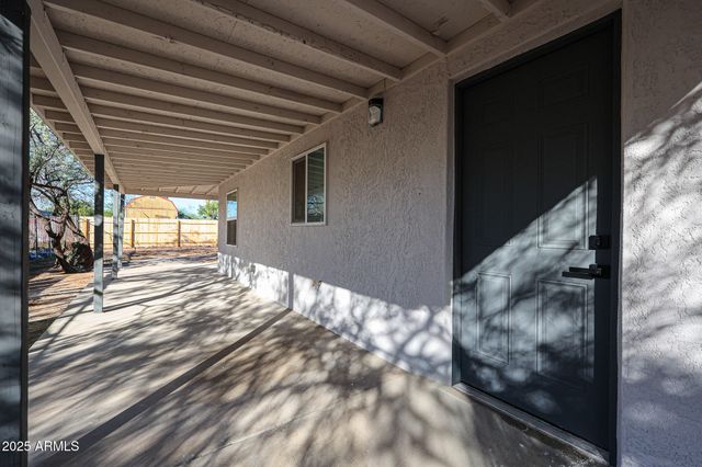 2024 W HADLEY Street, Phoenix, AZ 85009