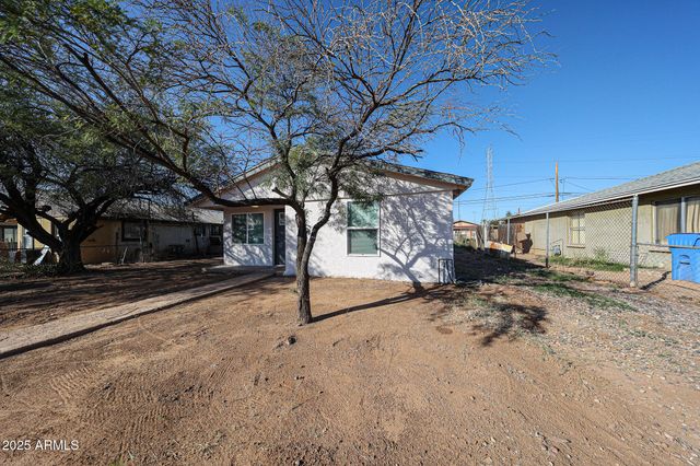 2024 W HADLEY Street, Phoenix, AZ 85009