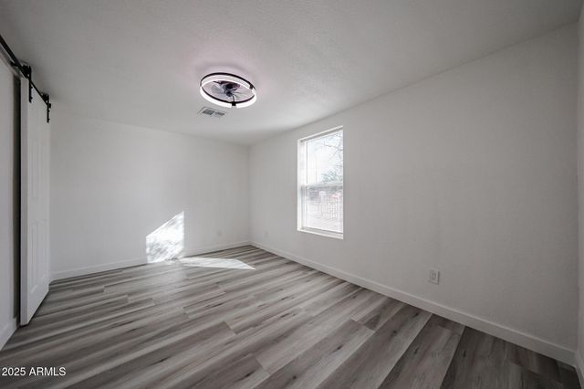 2024 W HADLEY Street, Phoenix, AZ 85009