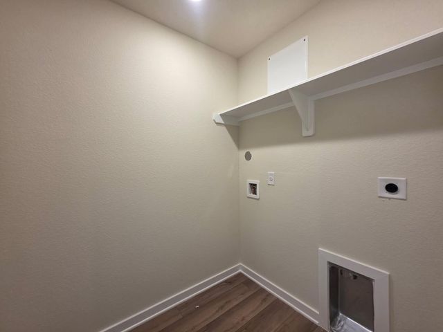 1453 Lake Ridge Drive, Brenham, TX 77833