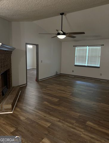 35 Woodland Drive, Weaver, AL 36277