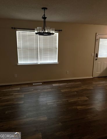 35 Woodland Drive, Weaver, AL 36277