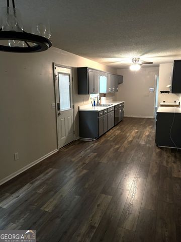 35 Woodland Drive, Weaver, AL 36277