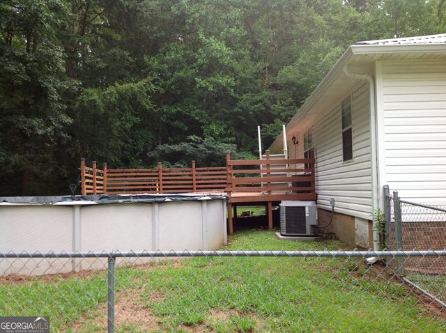 35 Woodland Drive, Weaver, AL 36277