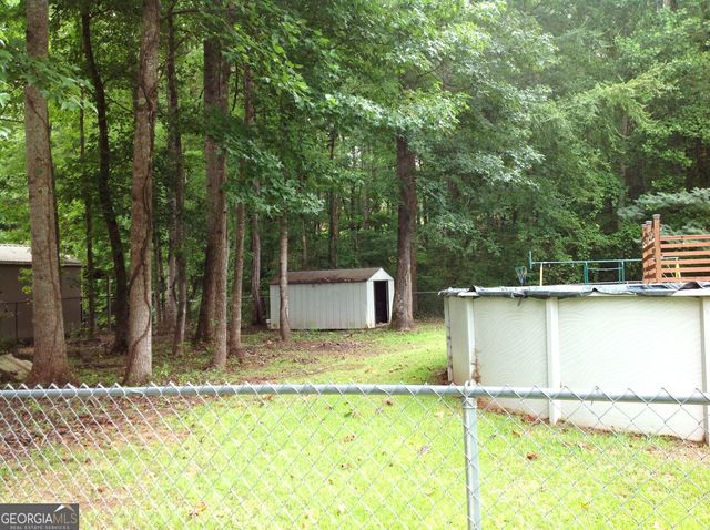 35 Woodland Drive, Weaver, AL 36277