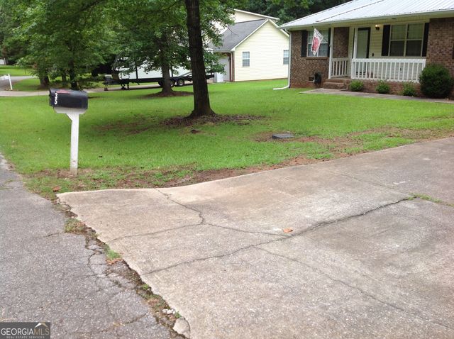 35 Woodland Drive, Weaver, AL 36277