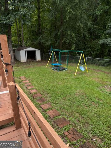 35 Woodland Drive, Weaver, AL 36277