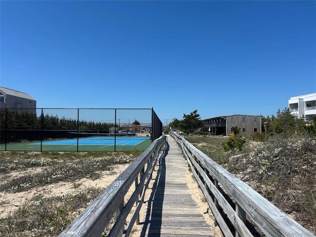 2136 Montauk 120, Amagansett, NY 11930