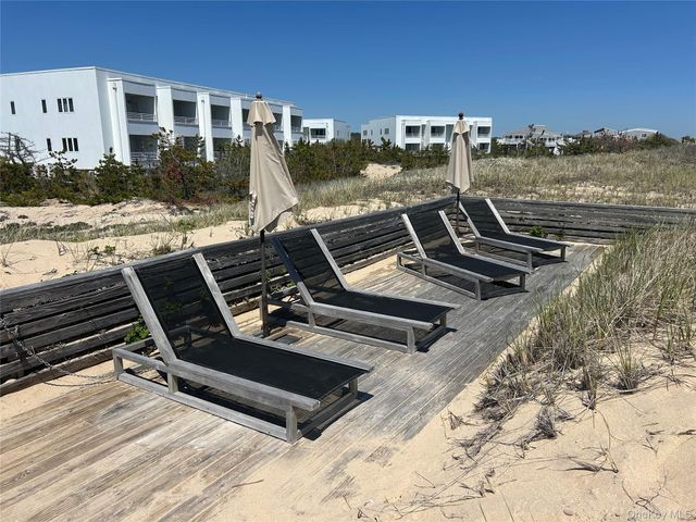 2136 Montauk 120, Amagansett, NY 11930