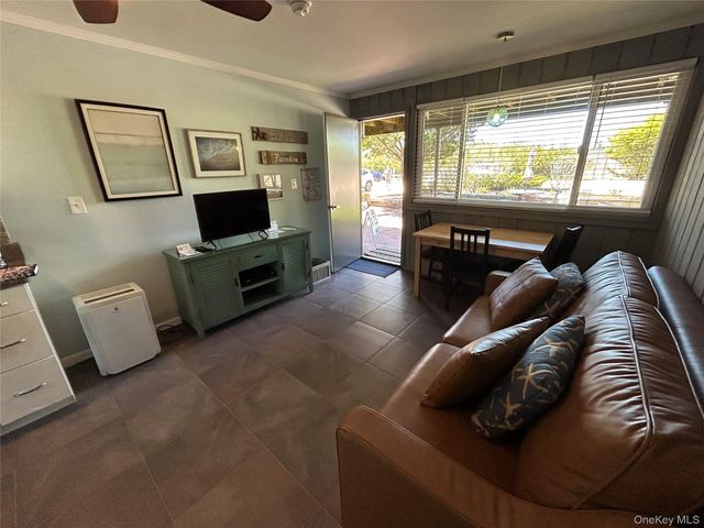 2136 Montauk 120, Amagansett, NY 11930