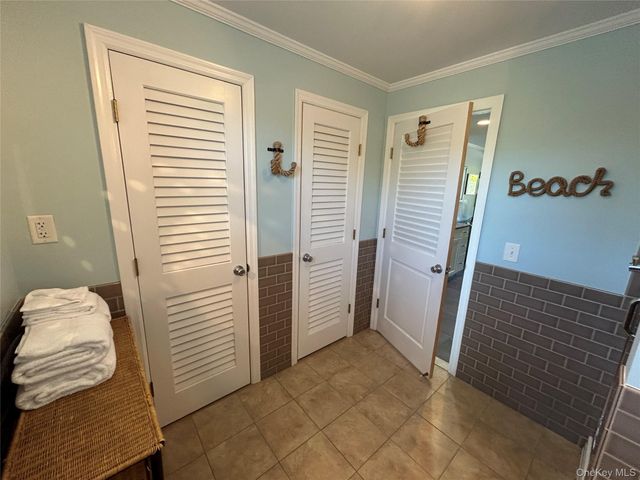 2136 Montauk 120, Amagansett, NY 11930