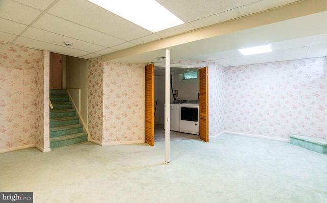 409 GLASGOW RD, Williamstown, NJ 08094