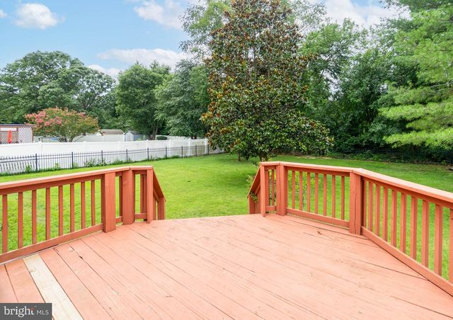 409 GLASGOW RD, Williamstown, NJ 08094