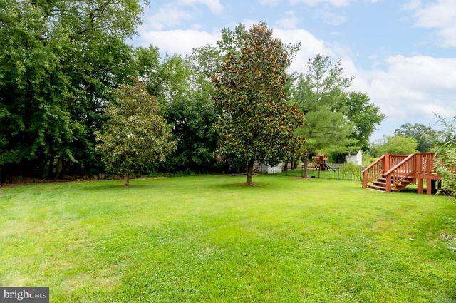 409 GLASGOW RD, Williamstown, NJ 08094