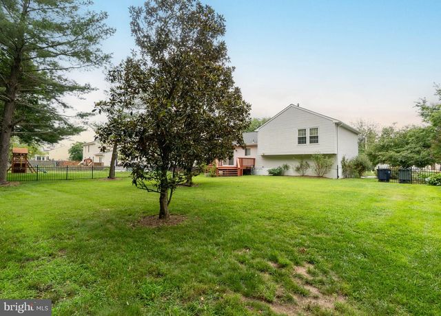 409 GLASGOW RD, Williamstown, NJ 08094