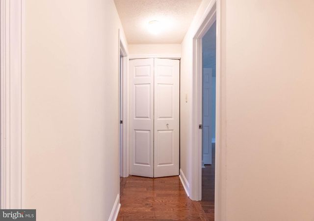 409 GLASGOW RD, Williamstown, NJ 08094