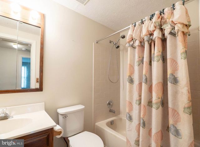 409 GLASGOW RD, Williamstown, NJ 08094
