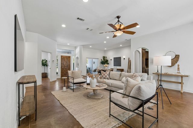 951 Oak Hill Court, Cross Roads, TX 76227