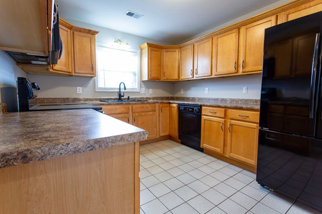 669 Tylertown Road, Clarksville, TN 37040