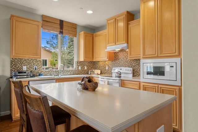 3361 Blairs Ln, Placerville, CA 95667