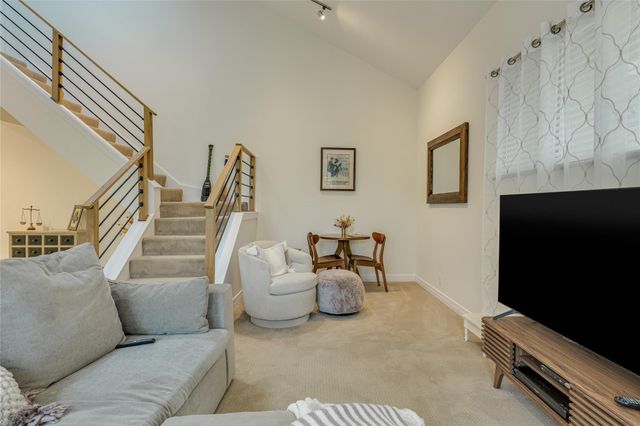 1735 Spyglass DR 112, Austin, TX 78746