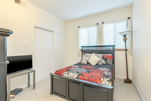 1735 Spyglass DR 112, Austin, TX 78746