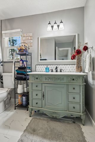 709 Woodbrier Ct, Hermitage, TN 37076