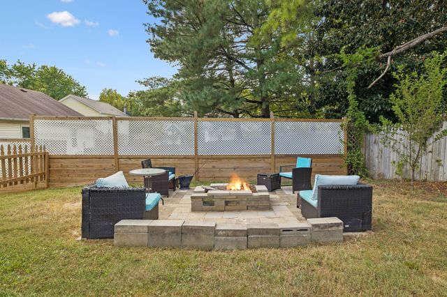 709 Woodbrier Ct, Hermitage, TN 37076