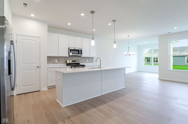 2046 Frost Line Lane, Greenfield, IN 46140