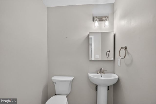 512 SAINT MARTINS LN, Severna Park, MD 21146