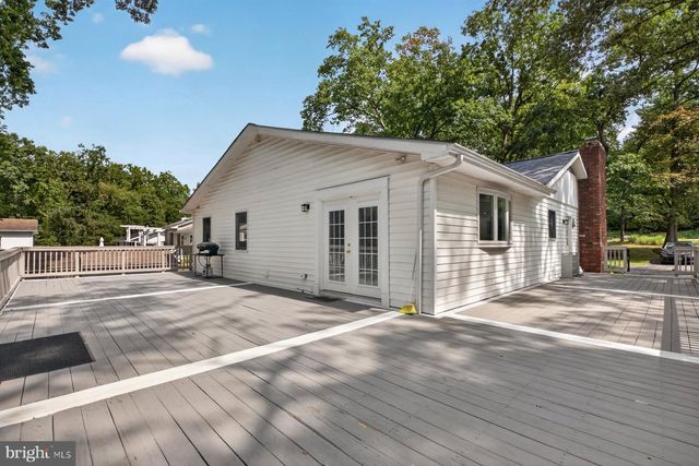 512 SAINT MARTINS LN, Severna Park, MD 21146