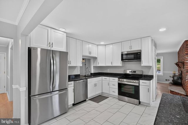 512 SAINT MARTINS LN, Severna Park, MD 21146