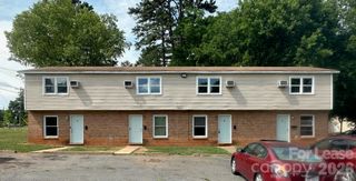 2667 Dr Carver Road, Charlotte, NC 28208