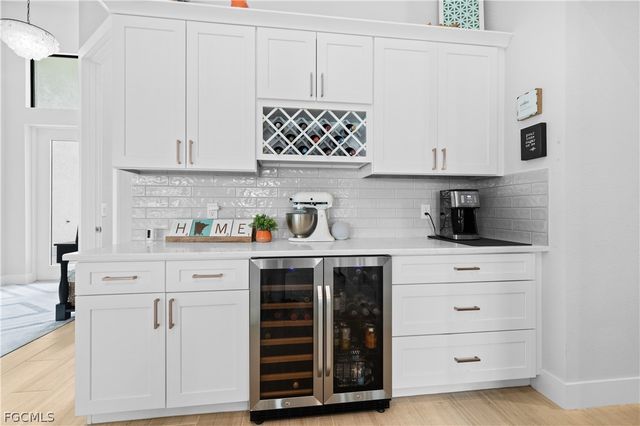 2325 SW 28th TER, Cape Coral, FL 33914