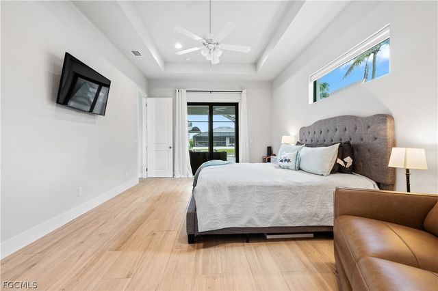 2325 SW 28th TER, Cape Coral, FL 33914