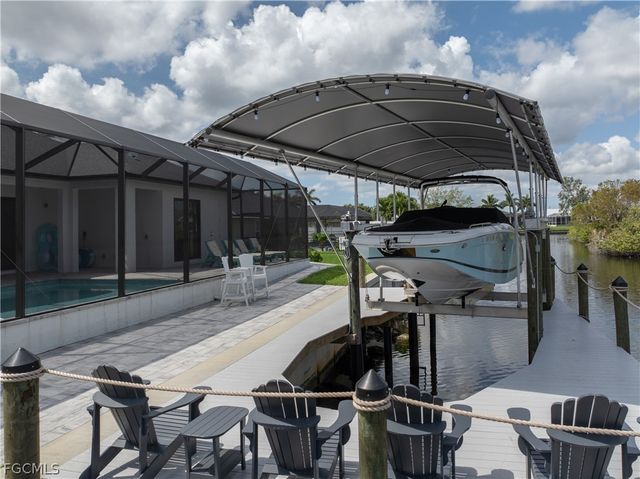 2325 SW 28th TER, Cape Coral, FL 33914