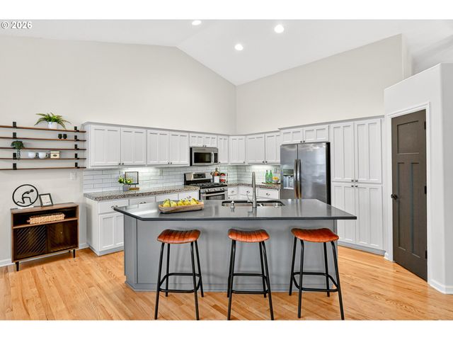 3862 Ne 203RD Ave, Fairview, OR 97024