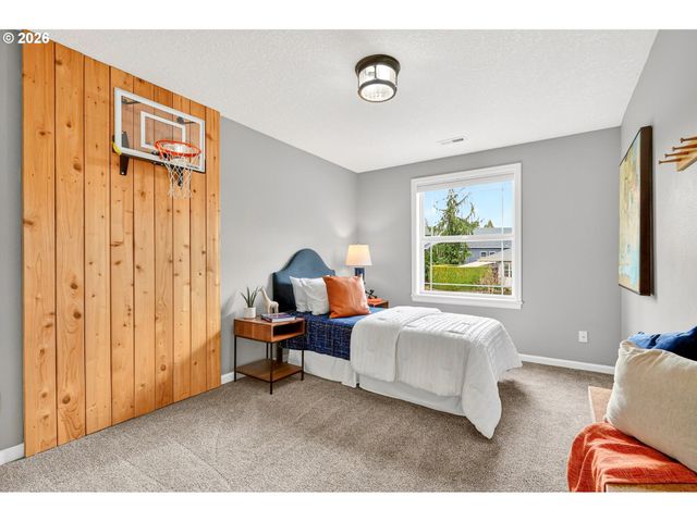 3862 Ne 203RD Ave, Fairview, OR 97024