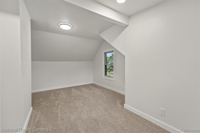 1165 Vinewood Street, Auburn Hills, MI 48326