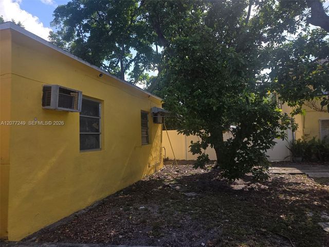 1021 NW 28th Street, Miami, FL 33127