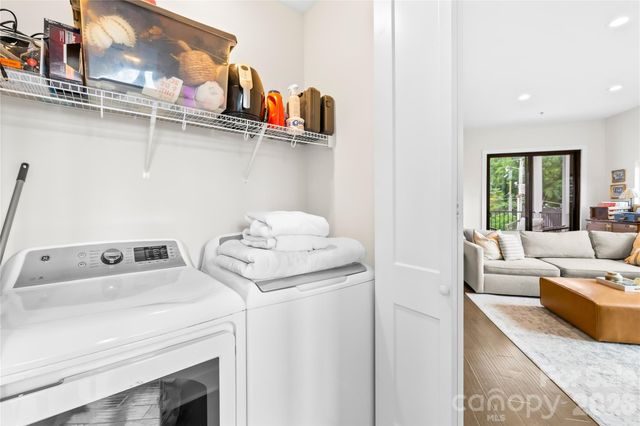 501 E 37th Street E, Charlotte, NC 28205