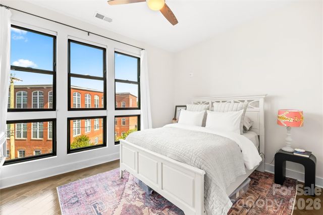 501 E 37th Street E, Charlotte, NC 28205