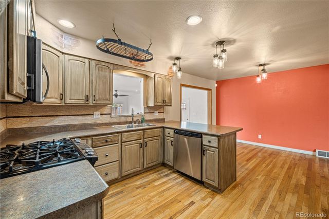 25 Fordham Circle, Pueblo, CO 81005