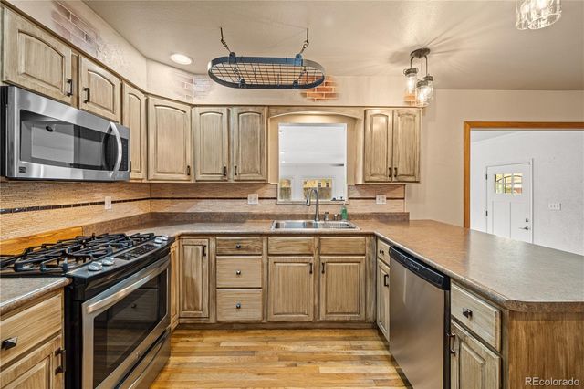 25 Fordham Circle, Pueblo, CO 81005