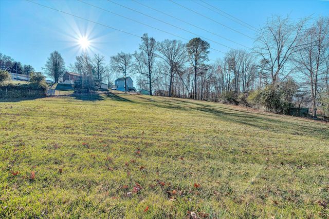 5424 Crescent BLVD, Roanoke, VA 24018